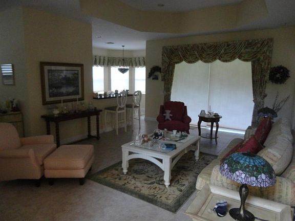 2nd image of 7152 Maidstone Dr