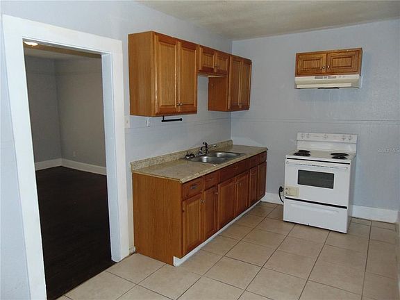 4th image of 2222 Edgewood Ave