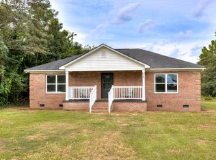 1158 Dewitt St, Manning, SC 29102
