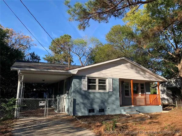 4212 Forest View Dr, Fayetteville, NC 28304