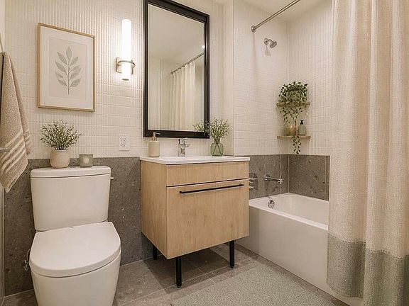5th image of 160 Clarkson Ave #1Z