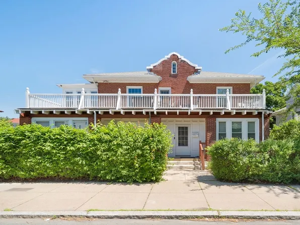 703-705 Washington St, Brighton, MA 02135