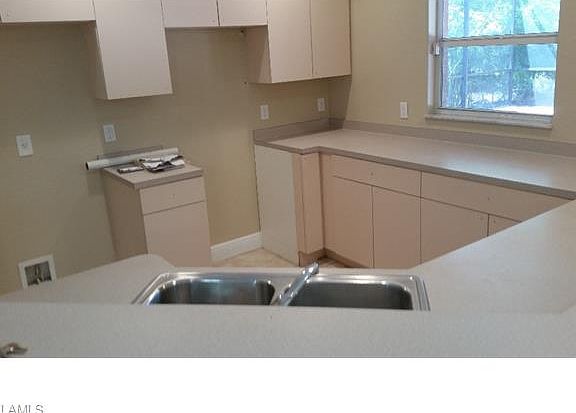 5th image of 103 Oasis Ct