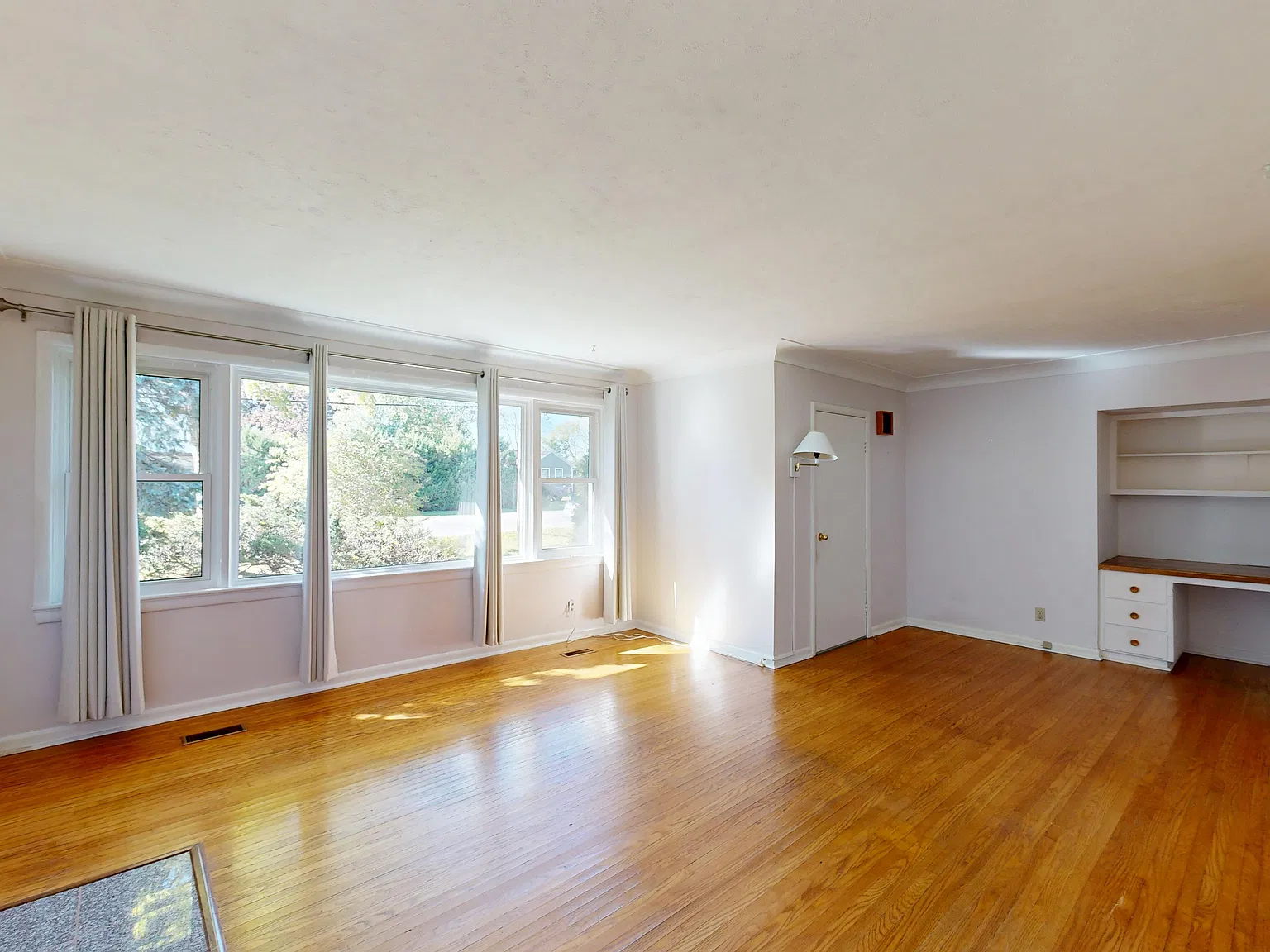 22756 Komoka Road Middlesex Centre — Photo 3
