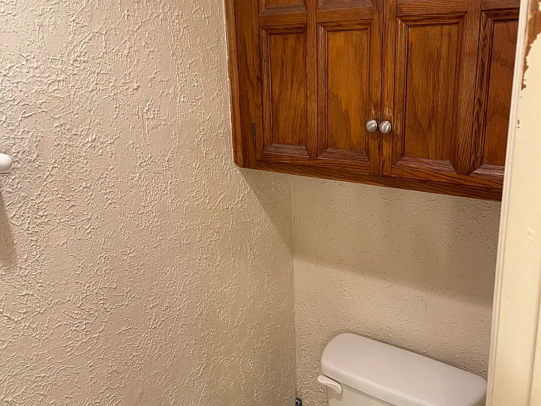 800 N Parkview Cir — Photo 12