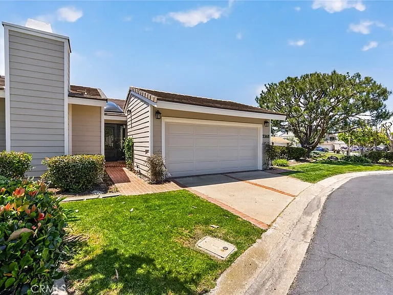 33611 Flying Jib Dr — Photo 1