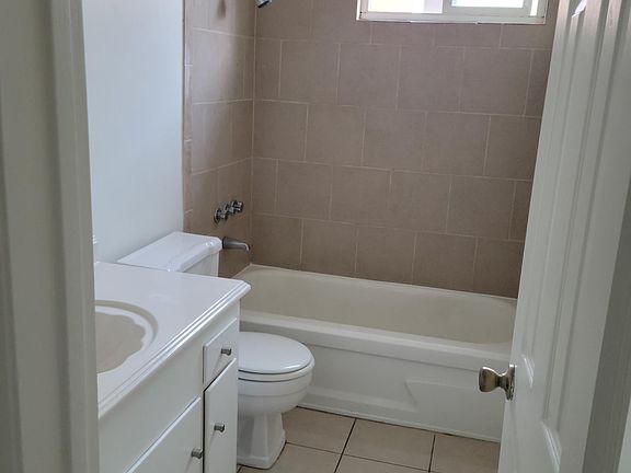 2nd image of 4695 N Bellflower Blvd #7