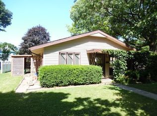 428 N 10th St, Rochelle, IL 61068