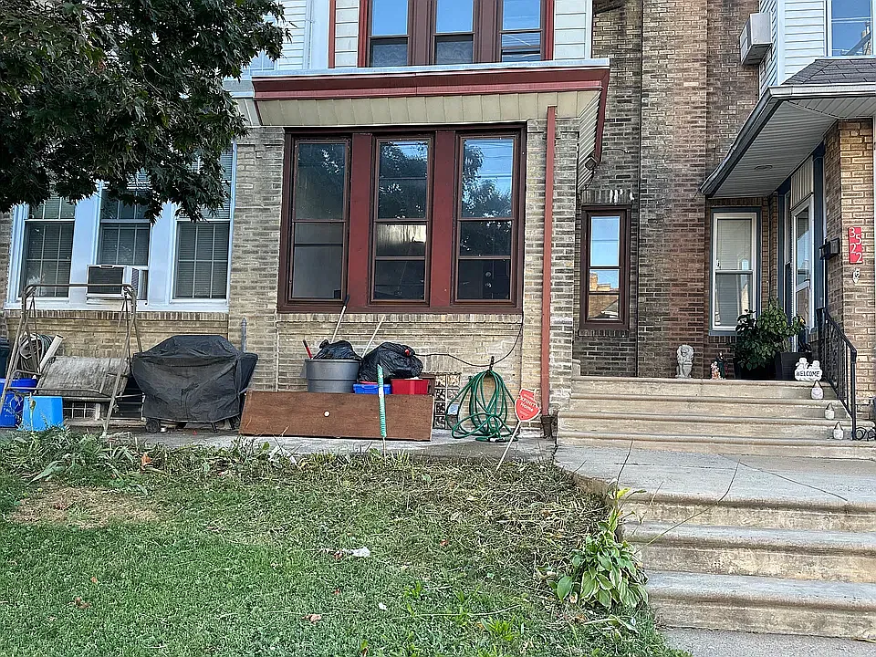 3 bed, 1536 sqft, $1,700 — Photo 1