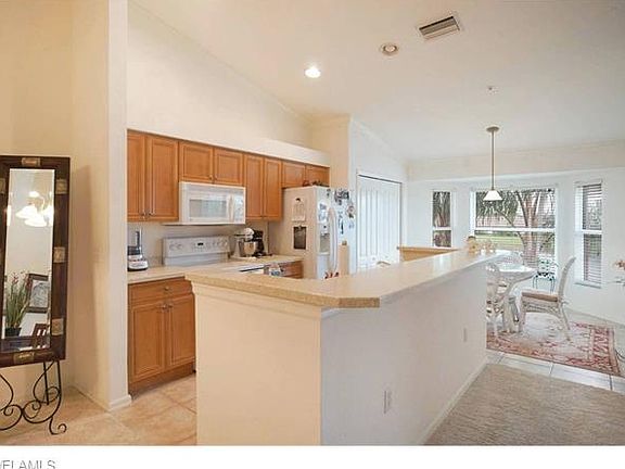 4th image of 19990 Barletta Ln Unit 825