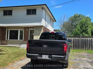 1109 Highland St, Burlington, ON L7R 3V1