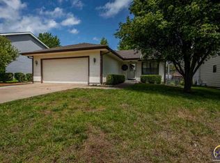 7312 SW 25th St, Topeka, KS 66614