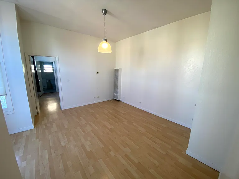 2903 Mission St #3 — Photo 9