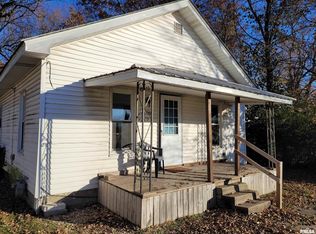 1506 Shawnee St, Mount Vernon, IL 62864