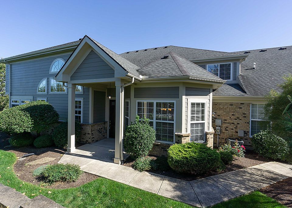 1st image of 741 Mackenzie Ct