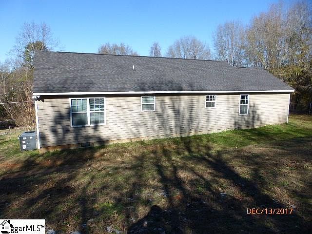2nd image of 214 Sitton St