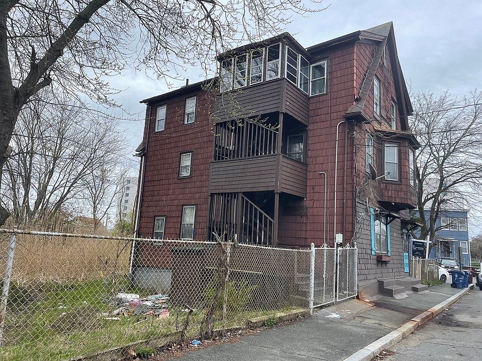 2nd image of 57 Oak Island St