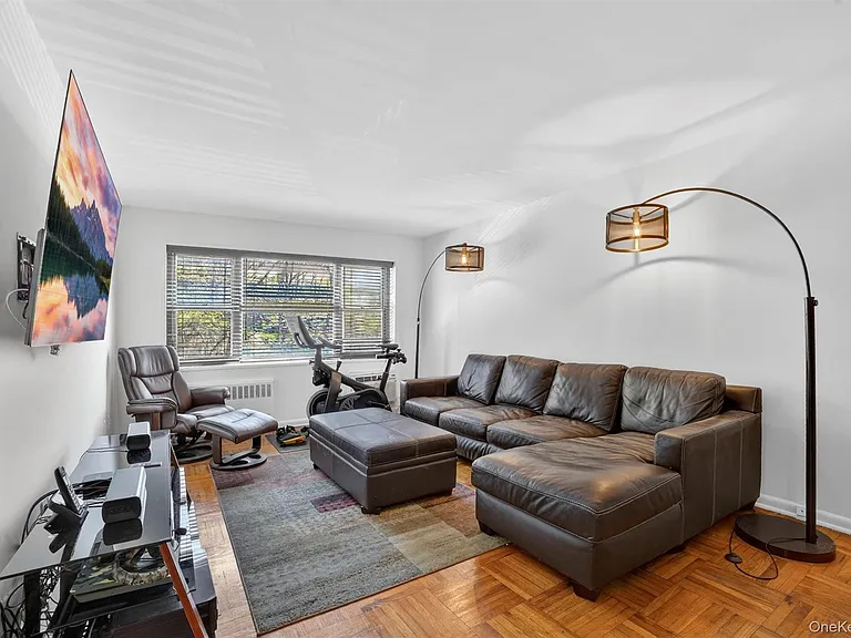 222 N Broadway #3D — Photo 10