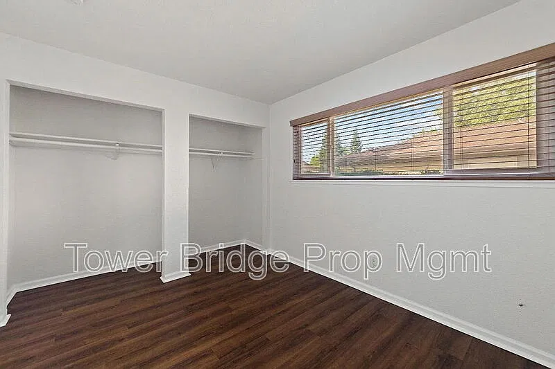 2 bed, 1.0 bath, 924 sqft, $1,650 — Photo 2