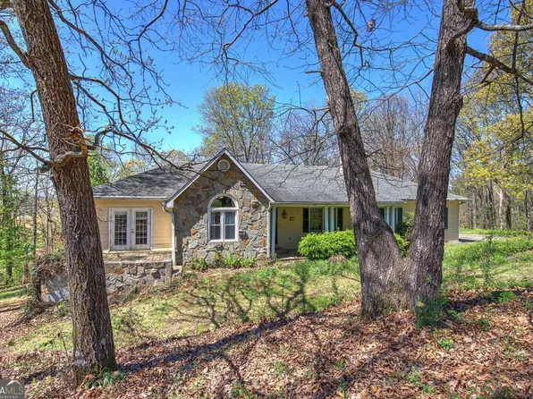 17 Greenwood Dr SW, Cartersville, GA 30120