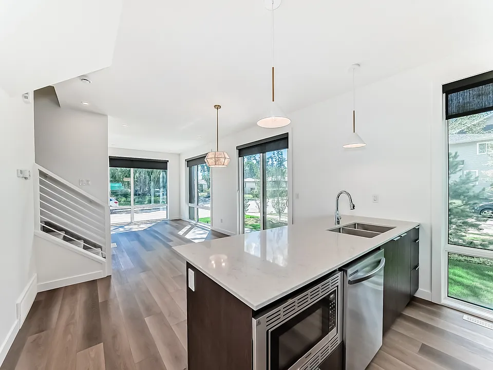 7724 105th Ave NW