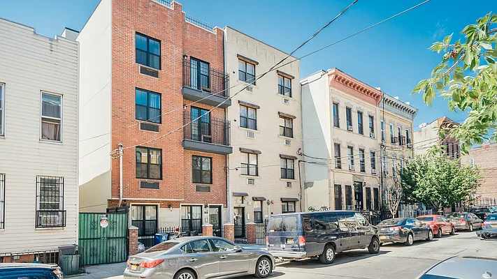 Rented by Nooklyn NYC LLC | media 20