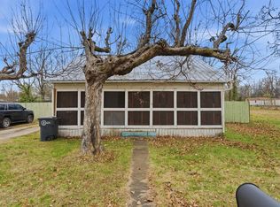 821 Leiberman St, Paducah, KY 42003