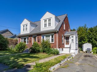 17 Benson Ave FLOOR 2, Framingham, MA 01702