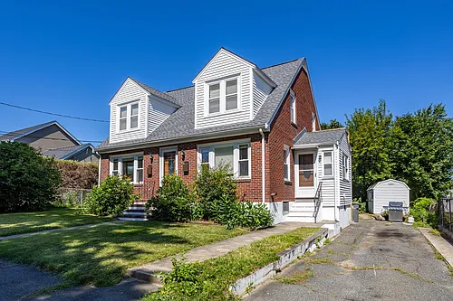 17 Benson Ave #2 Photo 1