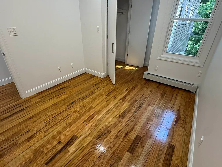 245 Newkirk Ave #2 — Photo 18