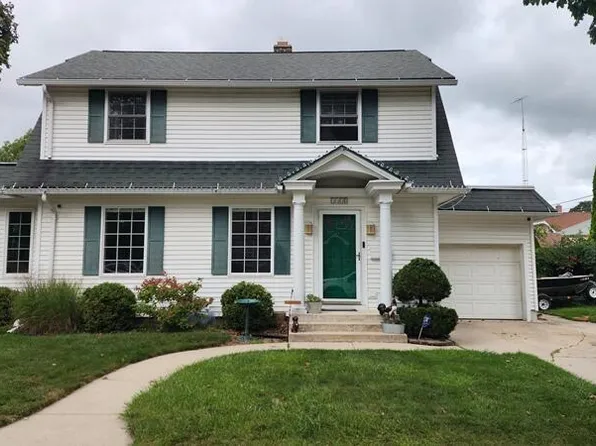 1516 Wisconsin AVENUE, Manitowoc, WI 54220