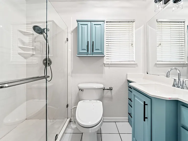 505 Whittle Way — Photo 21