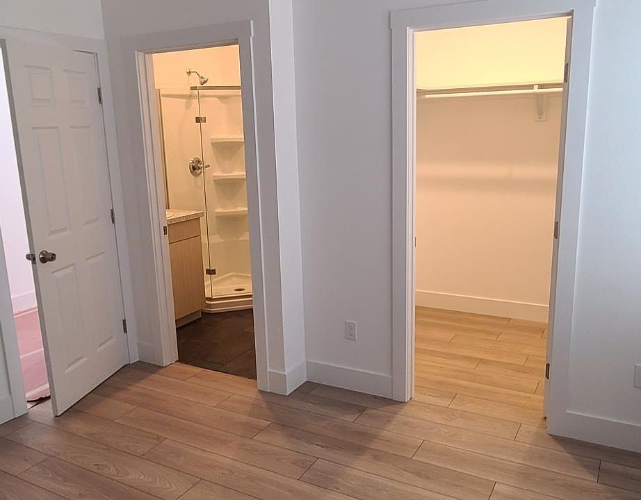 1st image of 631 Water St