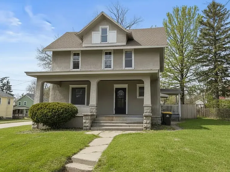 943 S Galena Ave — Photo 1