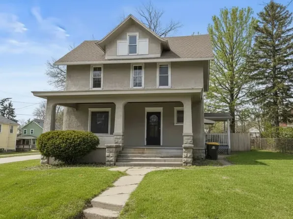 943 S Galena Ave, Freeport, IL 61032