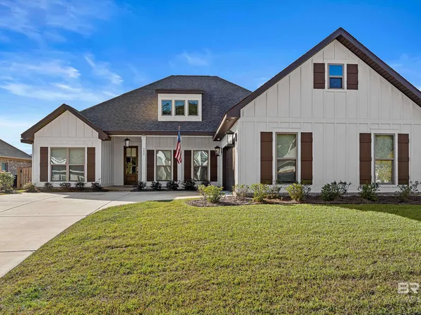 392 Garrison Blvd, Fairhope, AL 36532