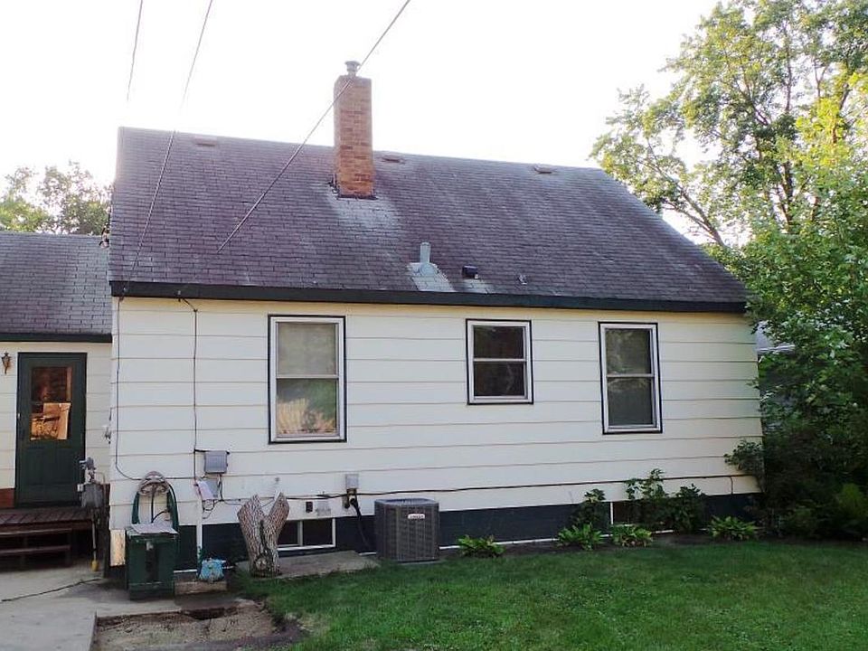 2nd image of 118 28th Ave N