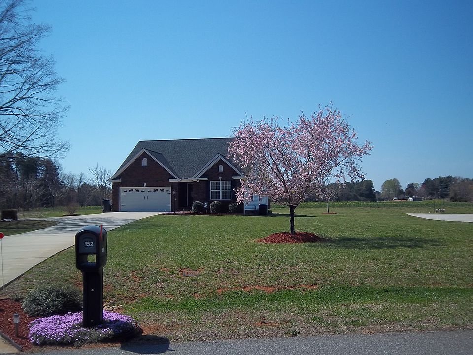 1st image of 152 Dove Meadow Ln