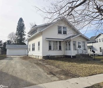 740 Grove Ave, Garner, IA, 50438