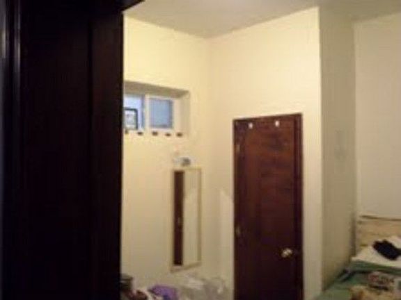5th image of 258 Melrose St APT 2R