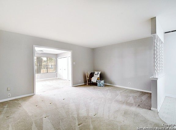 5th image of 4430 Newcome Dr