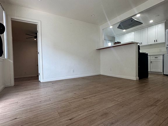 3rd image of 818 Cedar St #1