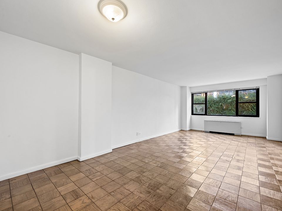 1st image of 300 W 55th St APT 8H