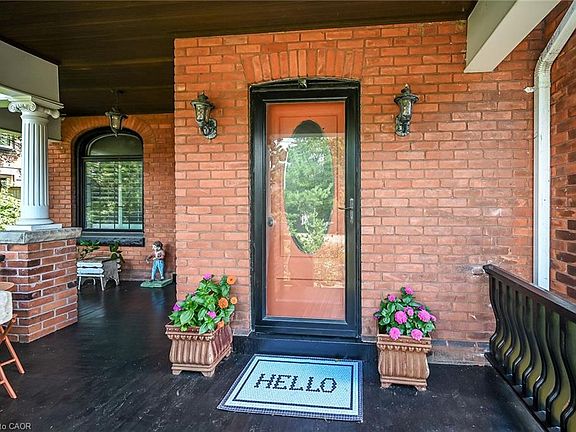 2nd image of 2074 Governors Rd