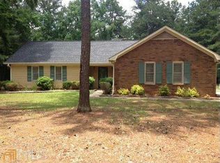135 Rolling Rd, Social Circle, GA 30025