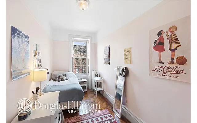 Rented by Douglas Elliman | media 11