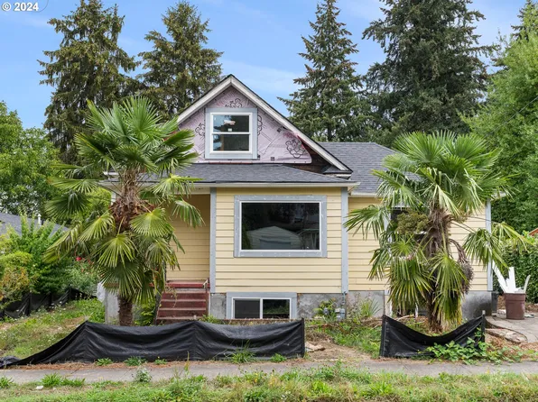 9223 N Seneca St, Portland, OR 97203