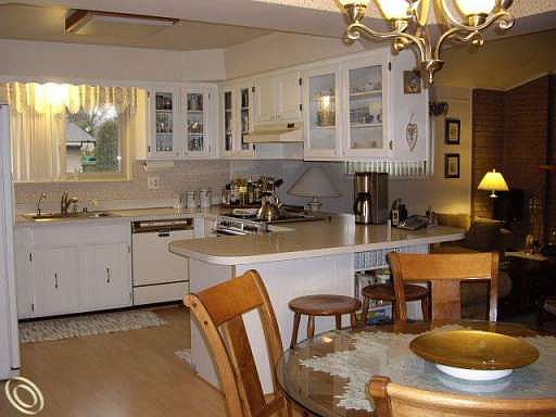 5th image of 5565 Falmouth Dr