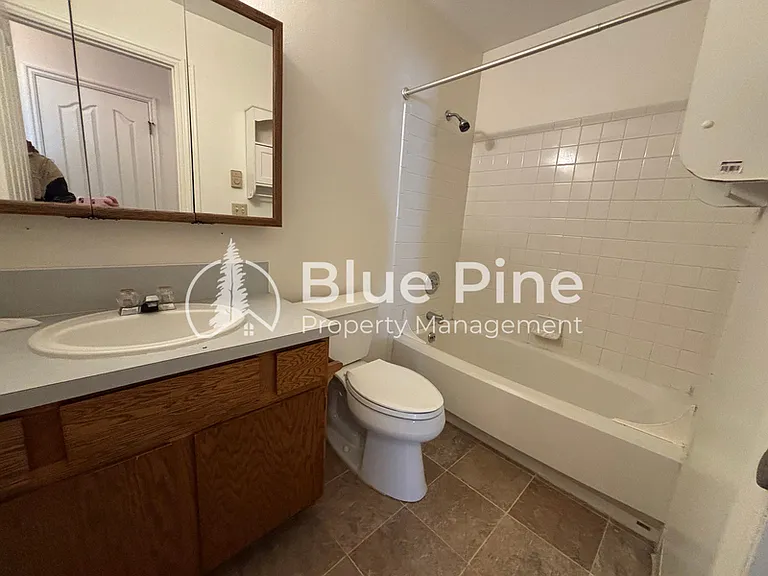 2139 Meppen Dr — Photo 12