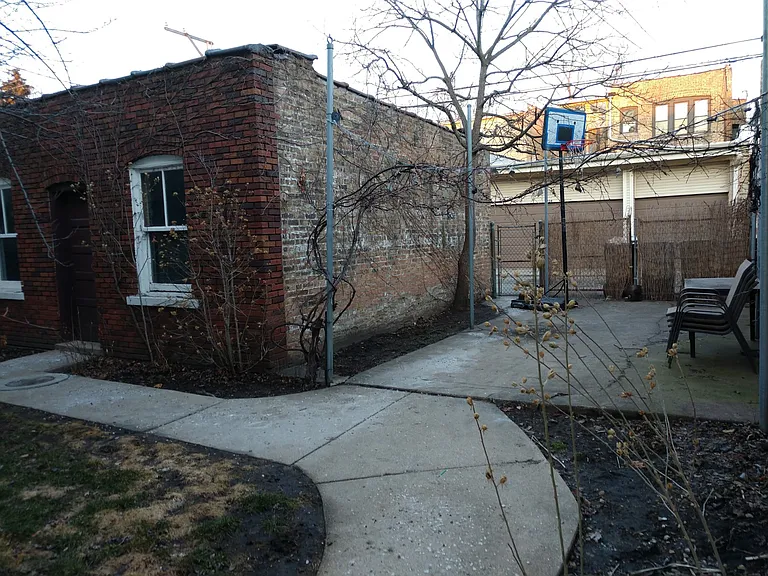 5735 N Campbell Ave #1 — Photo 18